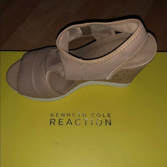 NEW Kenneth Cole Wedges 📦 - Picture 4 of 8